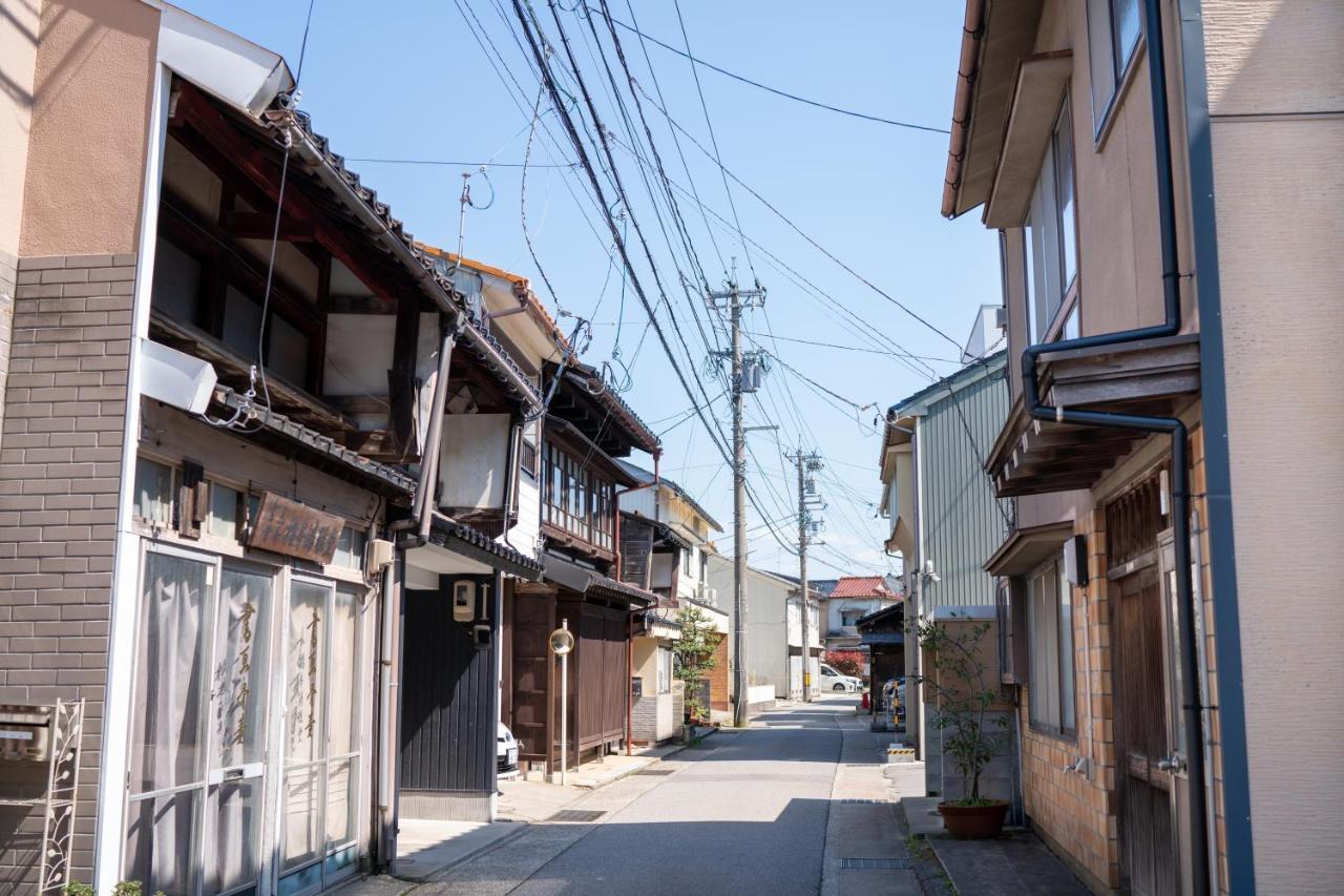 Machiya Guest House Carta 金泽 外观 照片